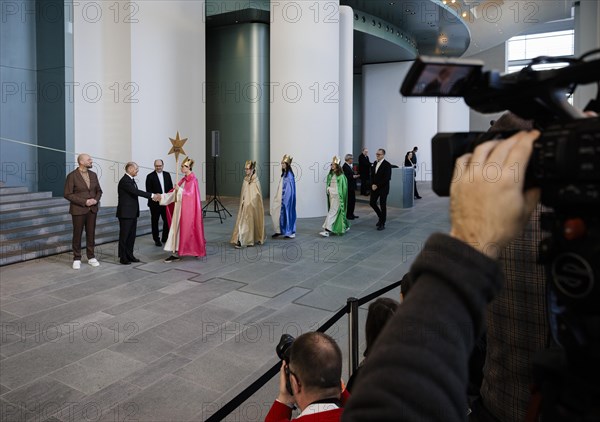 Federal Chancellor Olaf Scholz (SPD) pictured at the traditional reception for carol singers at the Federal Chancellery in Berlin, 8 January 2024