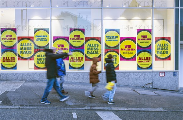 Galeria Kaufhof, Stuttgart city centre Eberhardstrasse. Clearance sale before closing, Stuttgart, Baden-Wuerttemberg, Germany, Europe