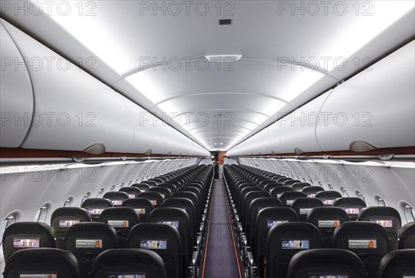 View into an empty aircraft compartment of an easyJet Airbus A320 neo in the newly opened easyJet maintenance hangar. The entire European easyJet fleet is now maintained at the Schoenefeld site, 11/01/2023