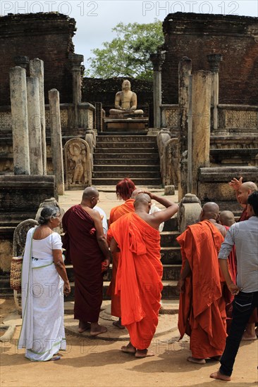 Seated Buddha in Vatadage building, The Quadrangle, UNESCO World Heritage Site, the ancient city of Polonnaruwa, Sri Lanka, Asia