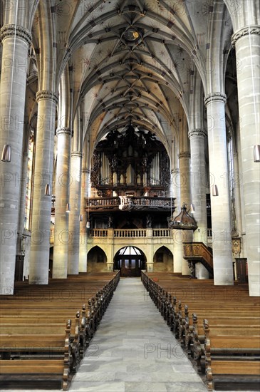 Heilig-Kreuz-Muenster, interior view, start of construction around 1315, Schwaebisch Gmuend, Baden-Wuerttemberg, Germany, Europe