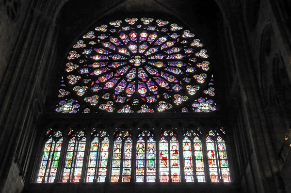 Rose window, stained glass window, Notre-Dame de Paris Cathedral, Ille de la Cite, 4th arrondissement, Paris, France, Europe