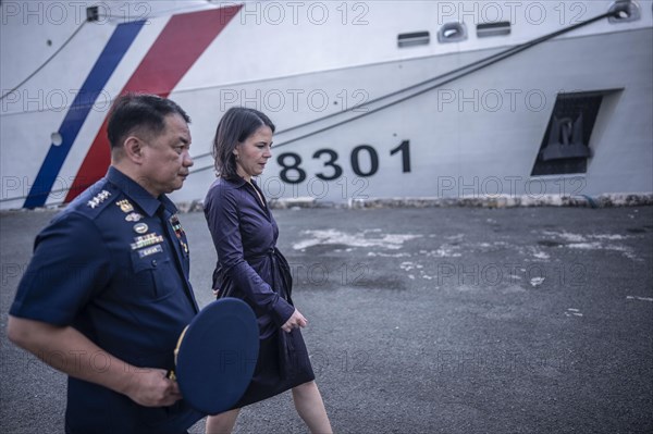 Annalena Baerbock (Alliance 90/The Greens), Federal Minister for Foreign Affairs, is travelling to the Republic of the Philippines, Malaysia and the Republic of Singapore from 10.01-14.01.2024. Visit to the Philippine Coast Guard vessel 'Gabriela Silang'Ae