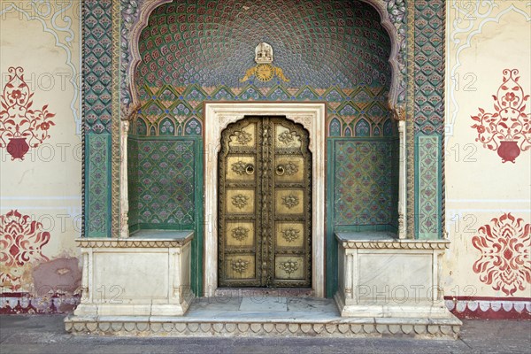 Rose gate at the City Palace complex, Jaipur, Rajasthan, India, Asia