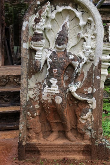UNESCO World Heritage Site, ancient city Polonnaruwa, Sri Lanka, Asia, stone carving figures, Lankatilaka building, Alahana Pirivena complex, Asia