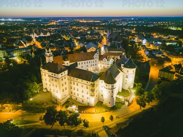 Hartenfels Castle from above, at dusk, Torgau, Saxony, Germany, Europe