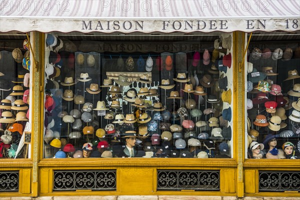 Hat shop in the old town centre, Dijon, Cote d'Or department, Bourgogne-Franche-Comte, Burgundy, France, Europe
