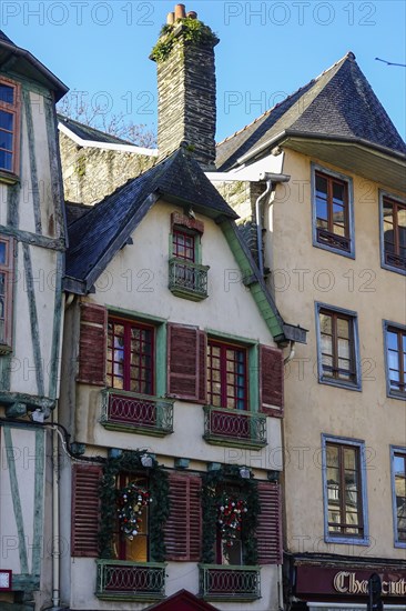 Old residential and commercial buildings on Place des Otages, Morlaix Montroulez, Finistere Penn Ar Bed department, Brittany Breizh region, France, Europe
