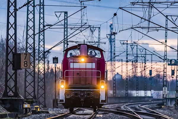 Railway line near Stuttgart. Class BR290 shunting locomotive, Stuttgart, Baden-Wuerttemberg, Germany, Europe