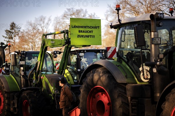 Farmers protest nationwide against the German government's agricultural policy Berlin, 08.01.2024