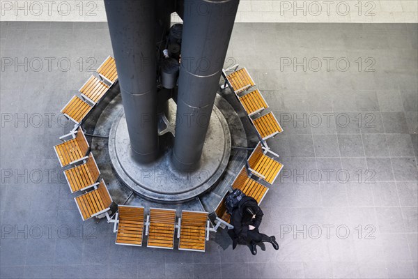 A single person waits on the platform at Berlin Central Station. Today is the second day of the strike by the train drivers' union GDL, on which train cancellations are to be expected. Berlin, 11.01.2024