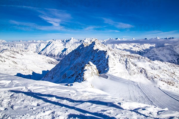 Mountain panorama from the Schwarze Schneid (2991 m), Rettenbachferner, glacier ski area, Soelden, Oetztal, Tyrol