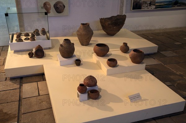 Exhibition of prehistoric Thracian pottery finds in Kazanlak museum, Bulgaria, eastern Europe, Europe