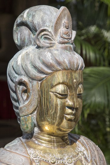 Brass Buddha figure, Gangaramaya Buddhist Temple, Colombo, Sri Lanka, Asia