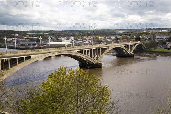 Modern road bridge crossing River Tweed, Berwick-upon-Tweed, Northumberland, England, UK