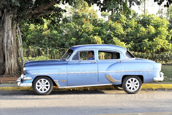 Chevrolet, vintage car from the 50s, Vinales, Valle de Vinales, Pinar del Rio province, Cuba, Greater Antilles, Caribbean, Central America