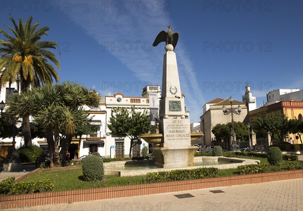 Trees and memorial in Plaza de la Angustas, Jerez de la Frontera, Spain, Europe