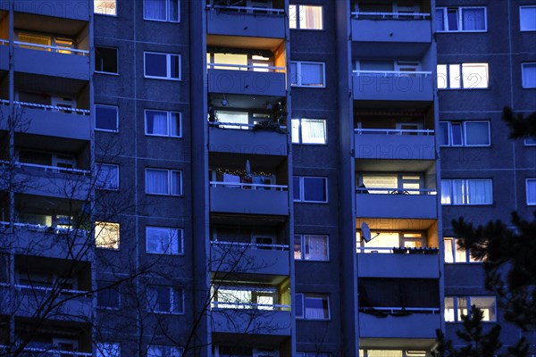 View of the Gropiushaus tower block in Gropiusstadt. The rise in rents in German cities has increased again in the past year, Berlin, 16.01.2023