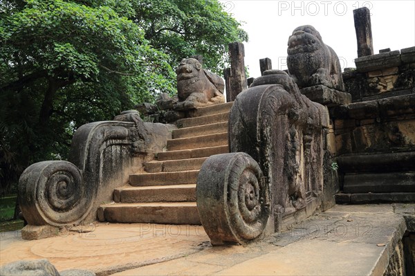 Council Chamber, Citadel, UNESCO World Heritage Site, the ancient city of Polonnaruwa, Sri Lanka, Asia