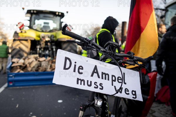 Pictures taken during the farmers' protests in Berlin. Farmers are demonstrating against the planned cancellation of the agricultural diesel tax and the motor vehicle tax exemption. The protests were organised by the German Farmers' Association together with the state farmers' associations