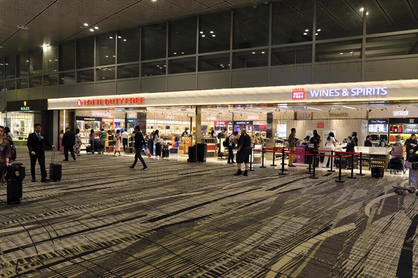 Interior view of Terminal 3, Duty Free Shops, Changi Airport Singapore, Singapore, Asia