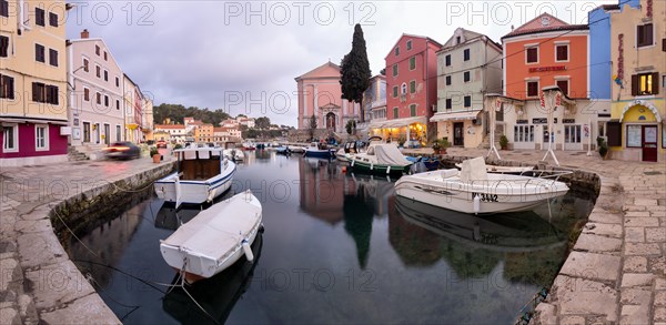 St. Anthony's Church and harbour, morning light, panoramic view, Veli Losinj, Kvarner Bay, Croatia, Europe