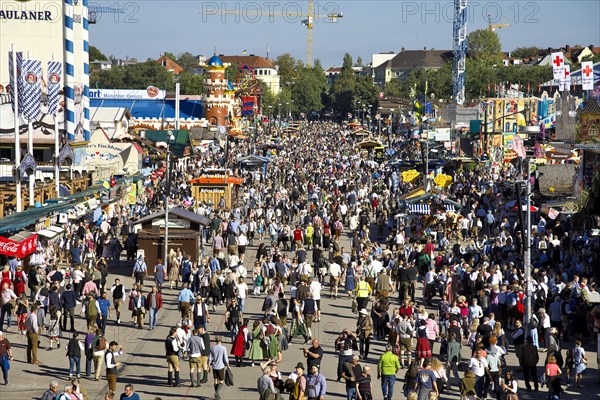 Crowds of people, crowds of visitors, afternoon at the Oktoberfest, Munich, Bavaria, Germany, Europe