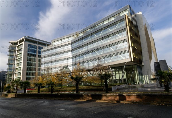 Modern architecture office building, Forbury Place, Reading, Berkshire, England, UK
