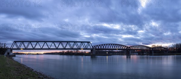 Rhine bridge Wintersdorf, dusk, Iffezheim, Beinheim, Baden-Wuerttemberg, Germany, Europe