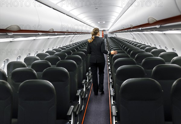 View into an empty aircraft compartment of an easyJet Airbus A320 neo in the newly opened easyJet maintenance hangar. The entire European easyJet fleet is now maintained at the Schoenefeld site, 11/01/2023