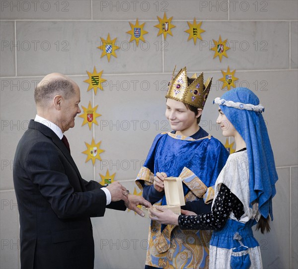 Federal Chancellor Olaf Scholz (SPD) pictured at the traditional reception for carol singers at the Federal Chancellery in Berlin, 8 January 2024