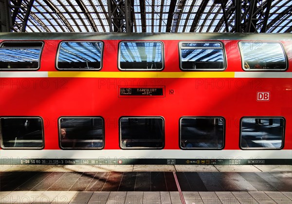 Double-decker local train in the concourse of the main railway station, Frankfurt am Main, Hesse, Germany, Europe
