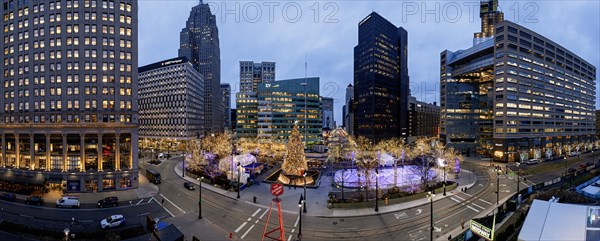 Detroit, Michigan, A Christmas tree and holiday lights in Campus Martius Park