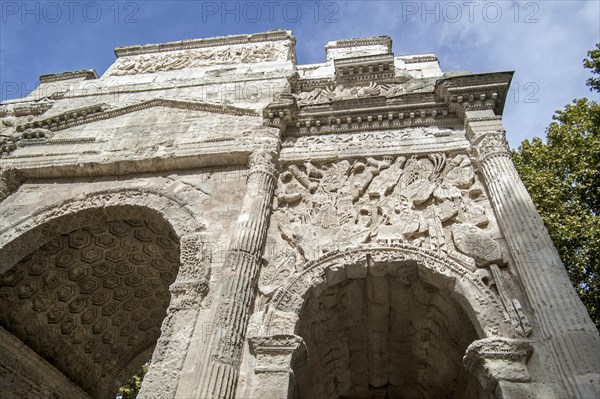 Roman Triumphal Arch of Orange, Arc de triomphe d'Orange, Provence-Alpes-Cote d'Azur, Vaucluse, France, Europe