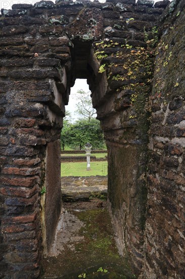 UNESCO World Heritage Site, ancient city Polonnaruwa, Sri Lanka, Asia, Buddha Seema Pasada building, Alahana Pirivena complex, Asia