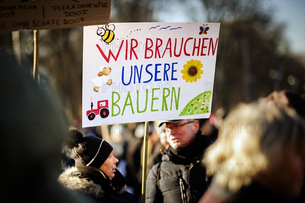 Farmers protest nationwide against the German government's agricultural policy Berlin, 08.01.2024