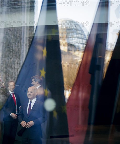 Federal Chancellor Olaf Scholz (SPD) welcomes Luc Frieden, Prime Minister of the Grand Duchy of Luxembourg, to the Federal Chancellery in Berlin, 8 January 2024