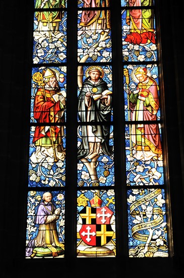 Church windows with Christian motifs, Heilig-Kreuz-Muenster, start of construction around 1315, Schwaebisch Gmuend, Baden-Wuerttemberg, Germany, Europe