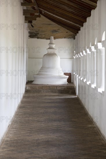 Dambulla cave Buddhist temple complex, Sri Lanka, Asia