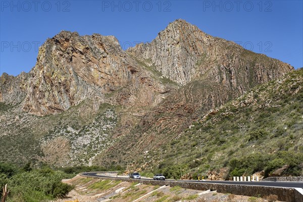 Mountain scenery along the scenic Route 62, R62, historical road from Robertson to Oudtshoorn, Western Cape Province, South Africa, Africa