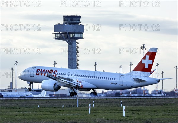 An Airbus A-220-371 of the airline Swiss lands at BER Berlin Brandenburg Airport Willy Brandt, Schoenefeld, 28/03/2023