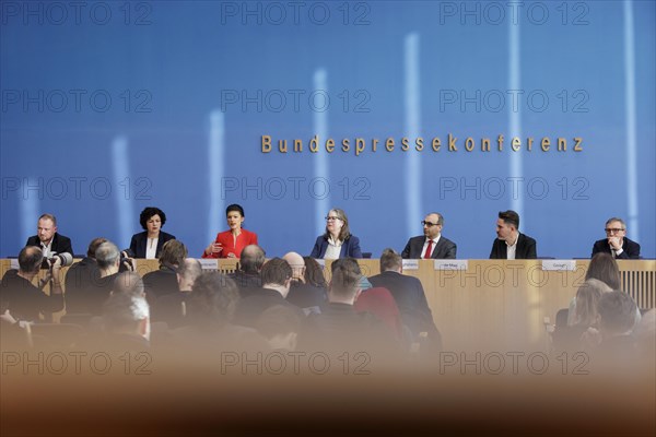 Christian Leye, MP, Amira Mohamed Ali, Dr Sahra Wagenknecht, Prof. Dr Shervin Haghsheno, university lecturer and entrepreneur, Fabio de Masi, financial expert, former MEP and MP, Thomas Geisel, former Mayor of Duesseldorf, recorded as part of the Bun