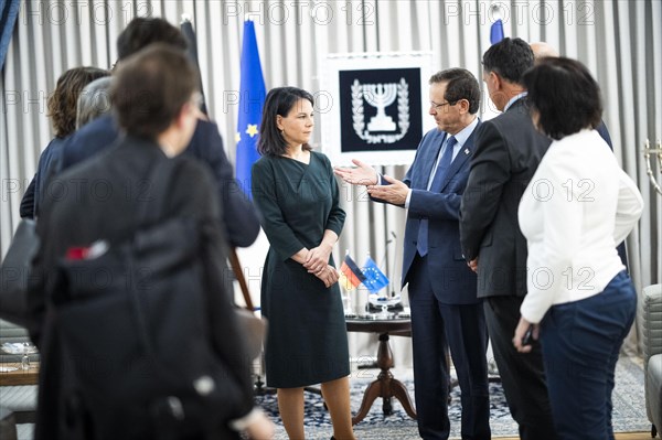 Annalena Baerbock (Alliance 90/The Greens), Federal Foreign Minister, is travelling to Israel, the Palestinian Territories, the Arab Republic of Egypt, the Republic of Lebanon, the Republic of the Philippines and Malaysia from 7 January to 14 January 2024