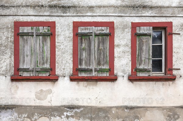 House facade with three windows, shutters, dilapidated, Southern Palatinate, Rhineland-Palatinate, Germany, Europe