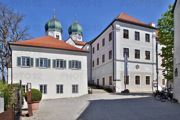 Seeon Monastery, restaurant, guest house and onion domes of St Lambert's Monastery Church, dream weather in spring, Seeon, Upper Bavaria, Bavaria, Germany, Europe