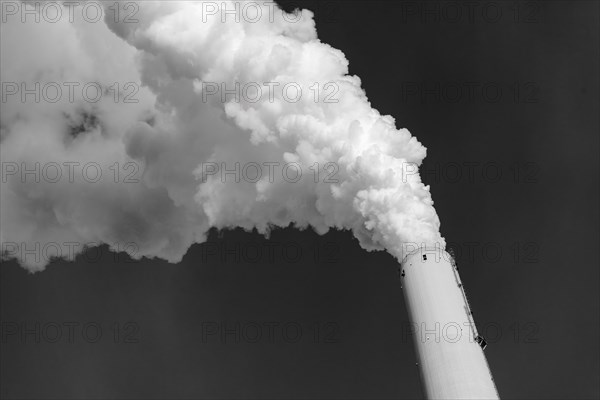 Symbolic image energy turnaround, fossil fuels, smoking chimney, industrial plant, chimney, stack, smoke, coal, black and white image, Mannheim, Baden-Wuerttemberg, Germany, Europe