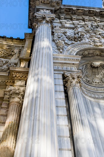 Roman columns on exterior of Dolmabahce Palace in Istanbul, Tuerkiye