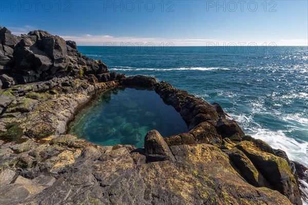 Brimketill natural pool, near Grindavik, Reykjanes Peninsula, Iceland, Europe