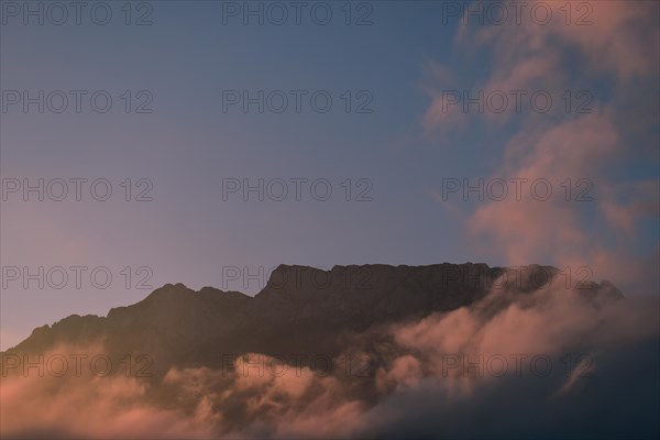 Zahmer Kaiser at sunrise, Niederndorf, Austria, Europe