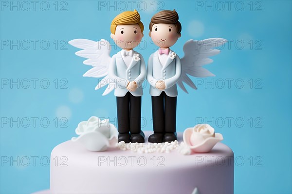 Pair of male cake toppers. KI generiert, generiert AI generated, wedding, cake, wings, suit, roses